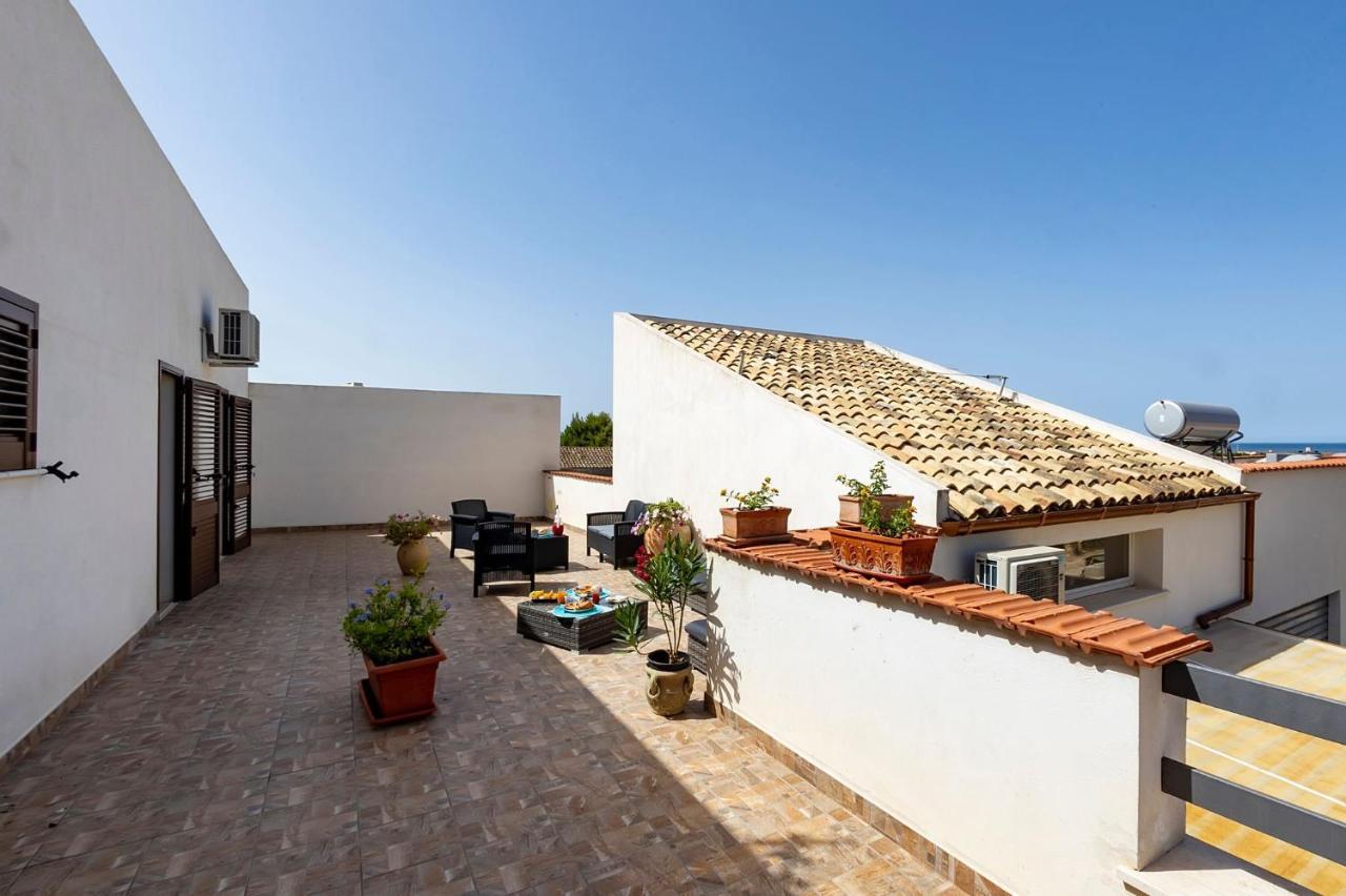 Brezza Salina Bed & Breakfast Torre Nubia Exterior photo